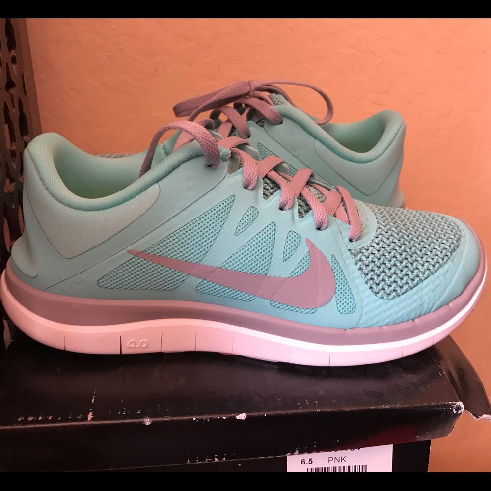Nike Running Shoes 4.0